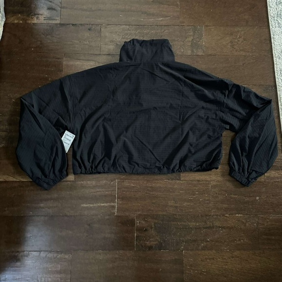 Spiritual Gangster-Cropped Zip Woven Active Jacket-Black size M-NWT-Retail $158 - Picture 9 of 11